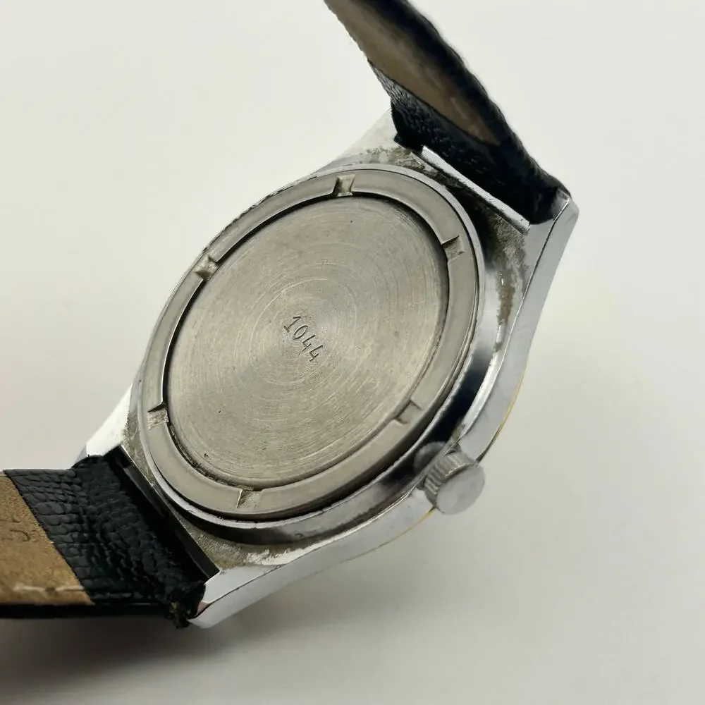 Vintage Men’s Russian Mechanical Watch with Nautical “Officer” Graphic